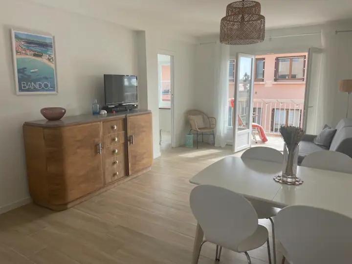 Tres Bel Appartement Vue Mer Six-Fours-les-Plages Ngoại thất bức ảnh